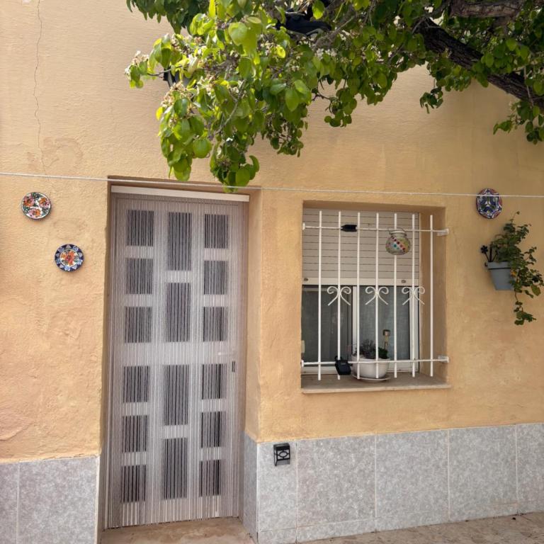 Casa rústica y luminosa - One-Bedroom House - 17