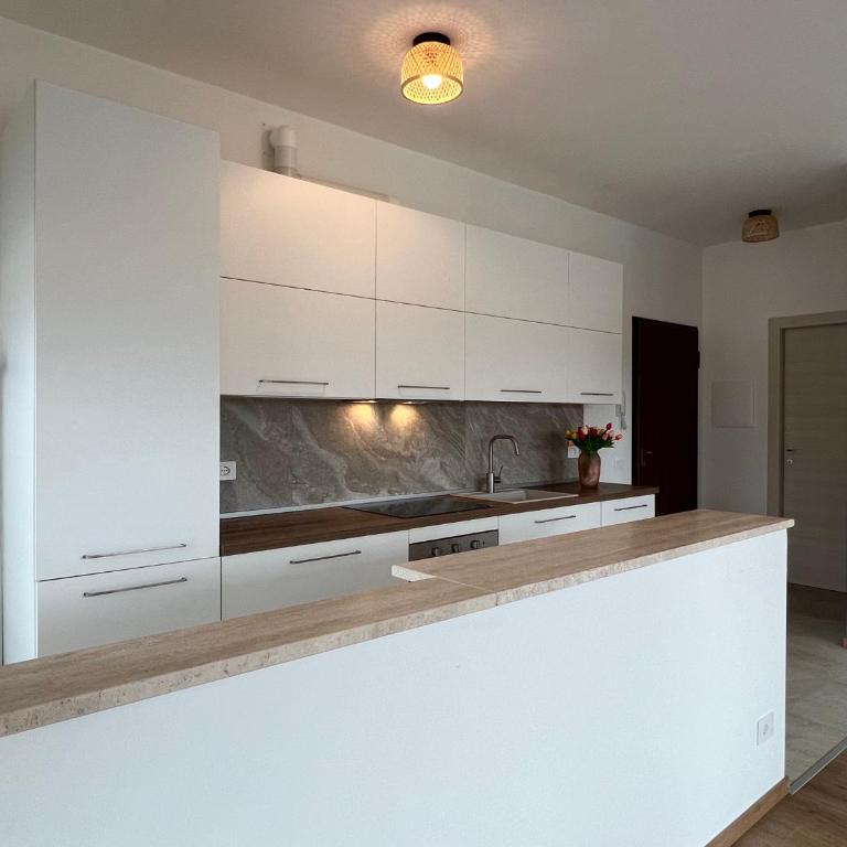 CITY PULSE APARTMENT Your Urban Escape - Appartamento con 2 Camere da Letto - 17