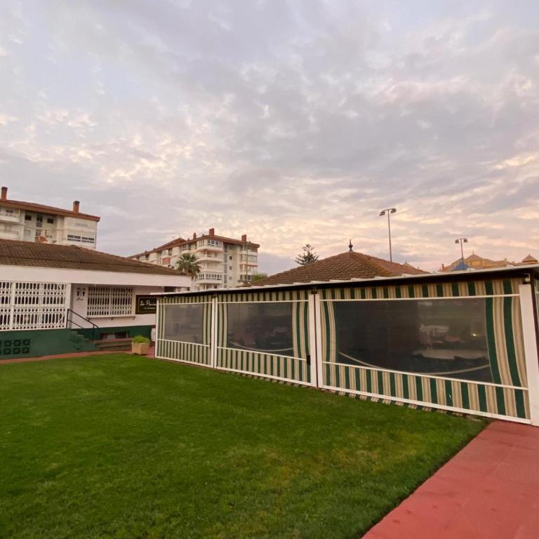 Apartamento en Urbanización Privada con Piscina en Primera Linea de Playa - Apartamento de 1 dormitorio - 19