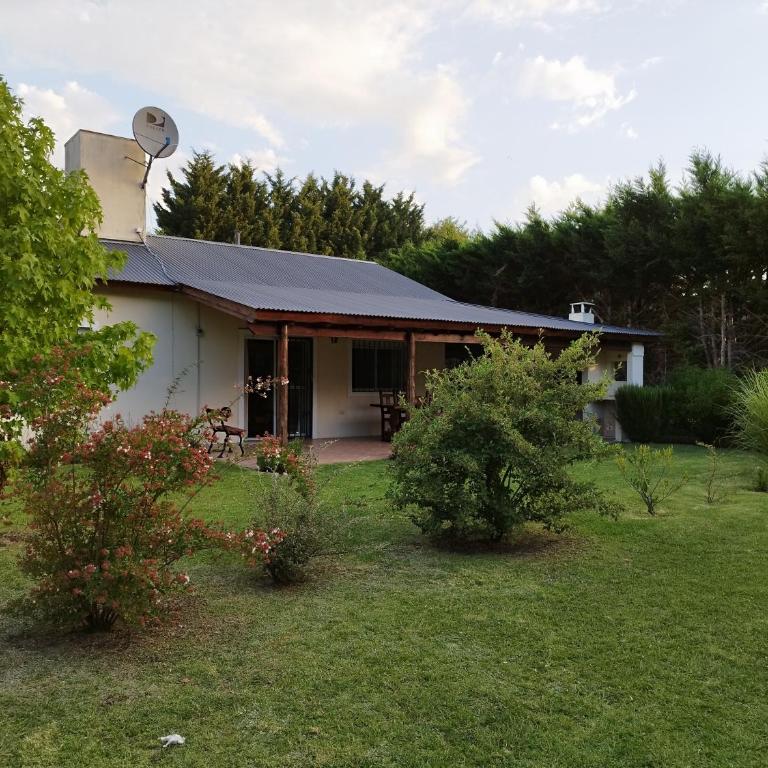Casa con amplio jardin, Las Lomas Miramar, - Casa de 2 dormitorios - 3