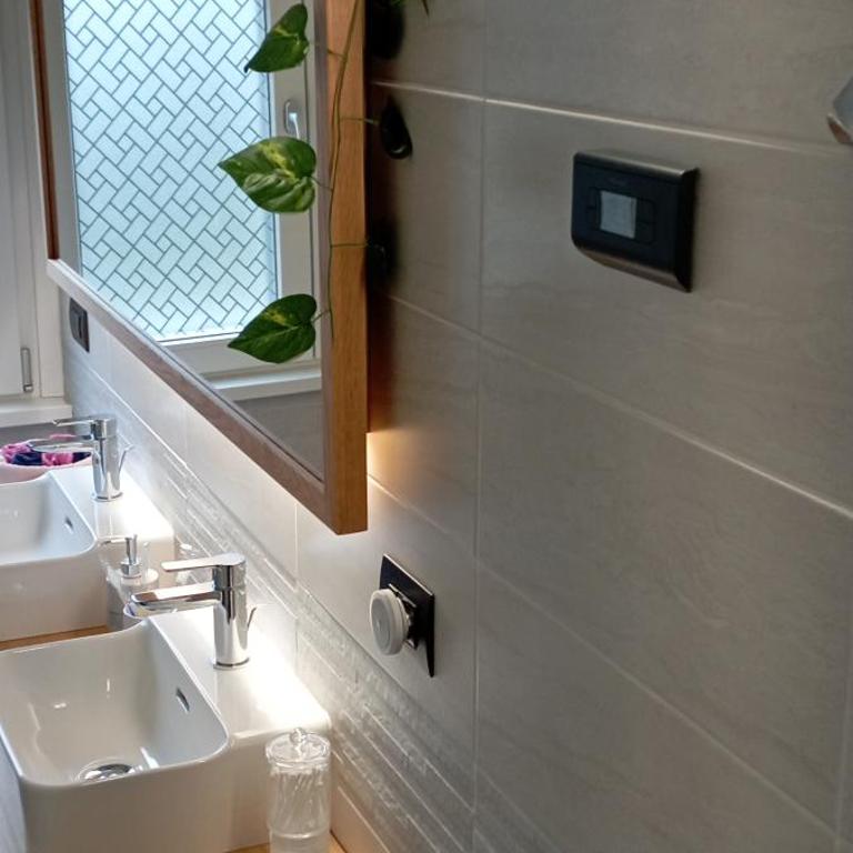 Tirano Express Luxury Appartamento rialzato con vista giardino, barbecue e comfort esclusivo - Appartement 4 Chambres de Luxe - 53
