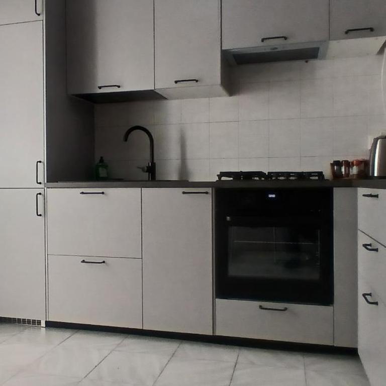 Flat 13 - Three-Bedroom Apartment - 13