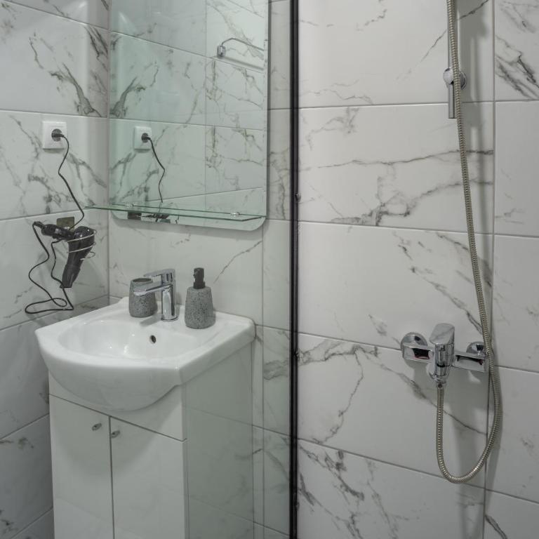 Apartmani ALBION - One-Bedroom Apartment with Terrace - 14