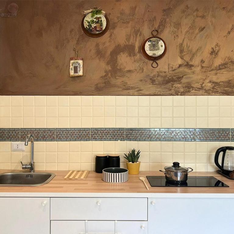 Rosemary s House Napoli Apt Private Parking Metro - Appartamento con 2 Camere da Letto - 22
