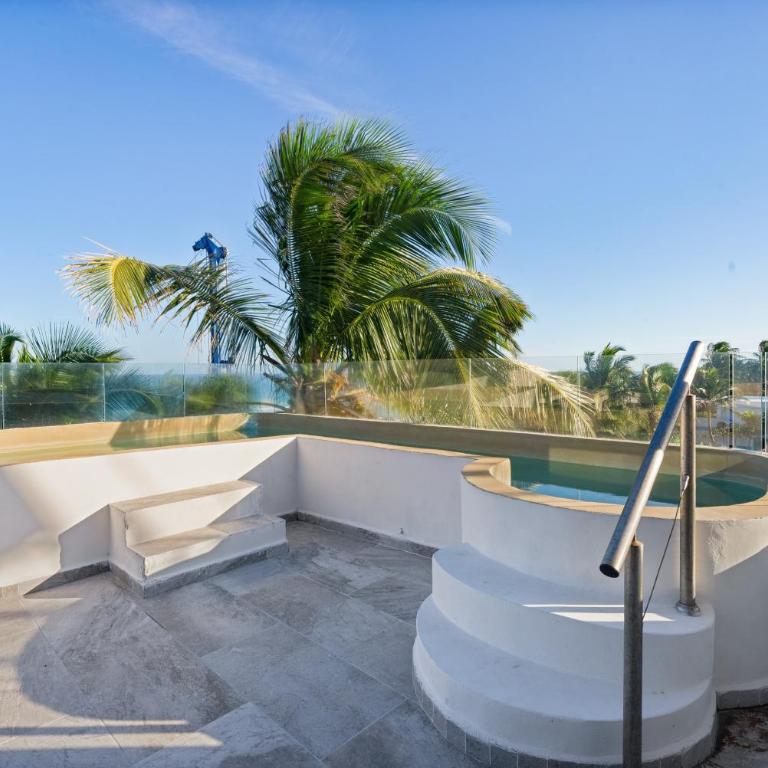 Playa Canek Beachfront Eco Hotel - Penthouse Two Bedroom Ocean View - 2