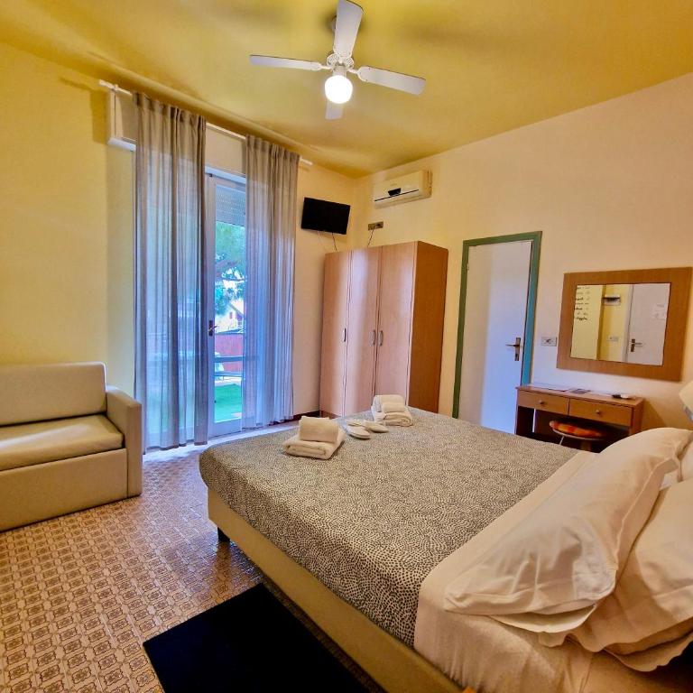 Hotel Rossella - Camera Tripla Superior - 1