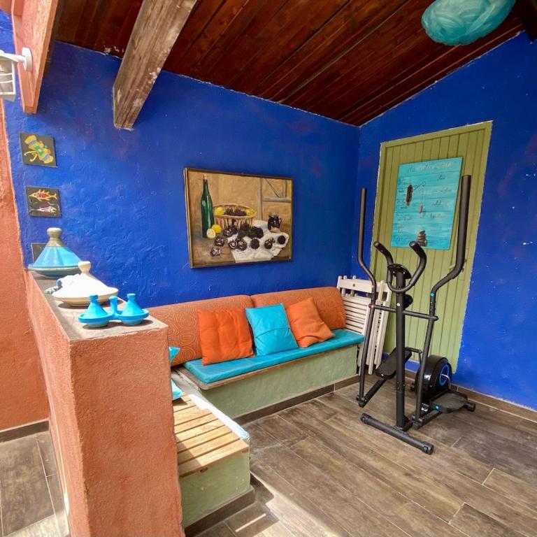 Maison Méditerranéenne proche du cœur de ville, avec piscine - Three-Bedroom Villa - 22