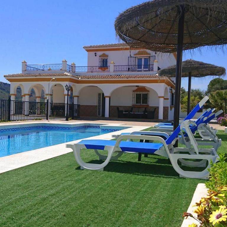 Villa Jazmín.Completa privacidad. Piscina privada. - Casa de 3 dormitorios - 7