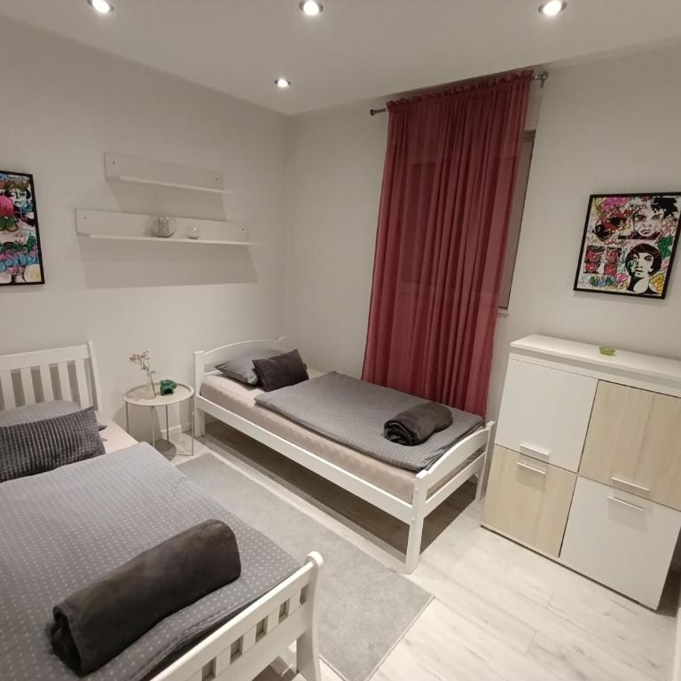 Lux Old Bridge - Two-Bedroom Apartment - 3