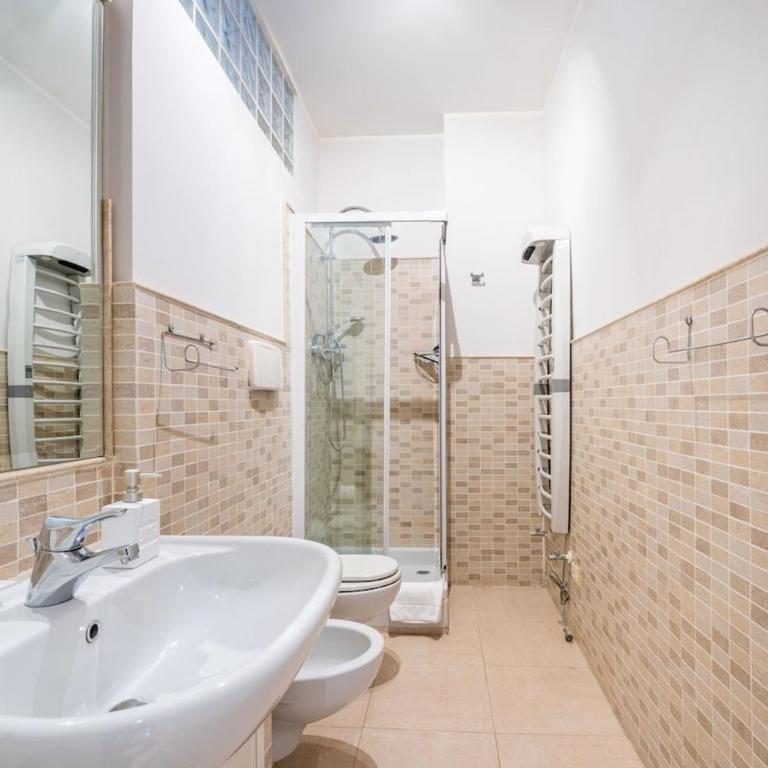Casa Volta in Testaccio-AC Wi-Fi - Appartamento con 2 Camere da Letto - 4