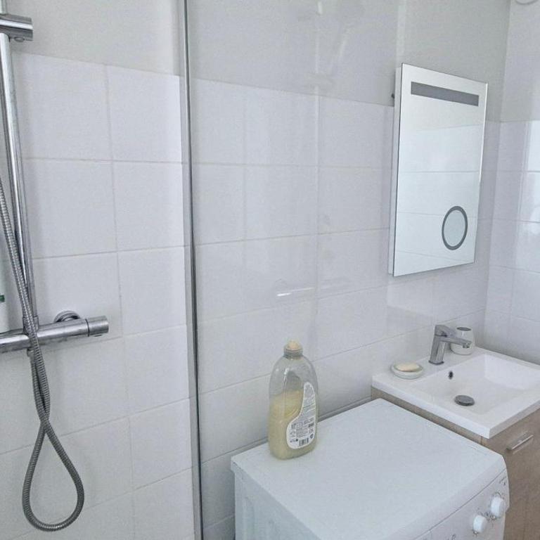 Appart 8 pers, 80M2, parking privée, Mer & lac à pied, Face parc aquatique - Appartamento con 3 Camere da Letto - 8