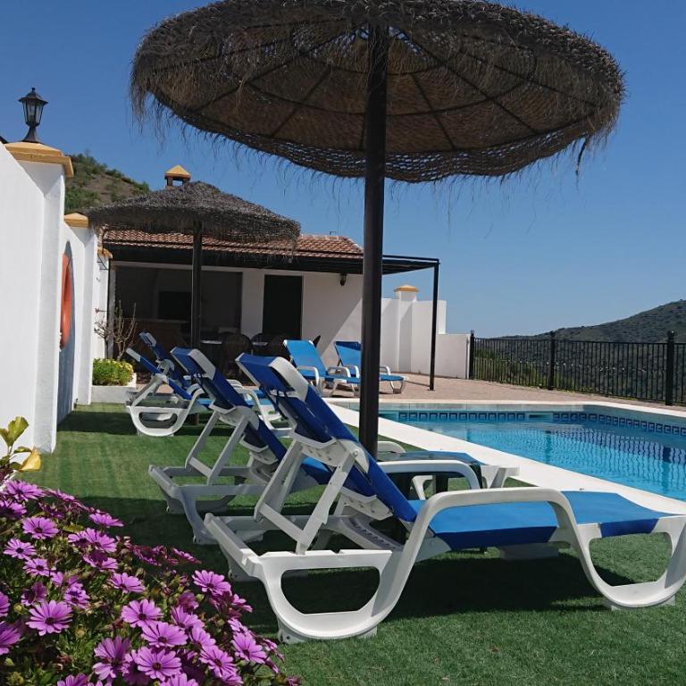Villa Jazmín.Completa privacidad. Piscina privada. - Casa de 3 dormitorios - 3