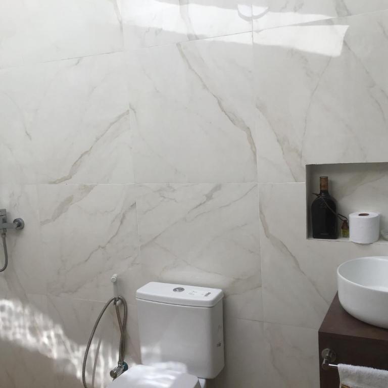 Granados - Family Room with Private Bathroom - 9