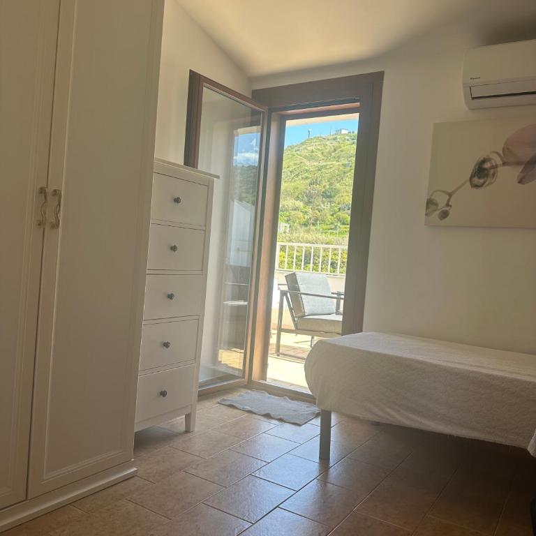 Apartment With Sea View - Two-Bedroom Apartment with Sea View - 30