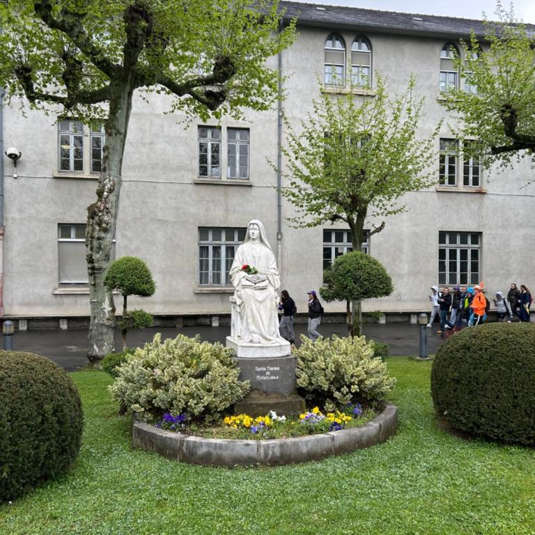 Maison triplex centre de Lourdes - Apartment - 51