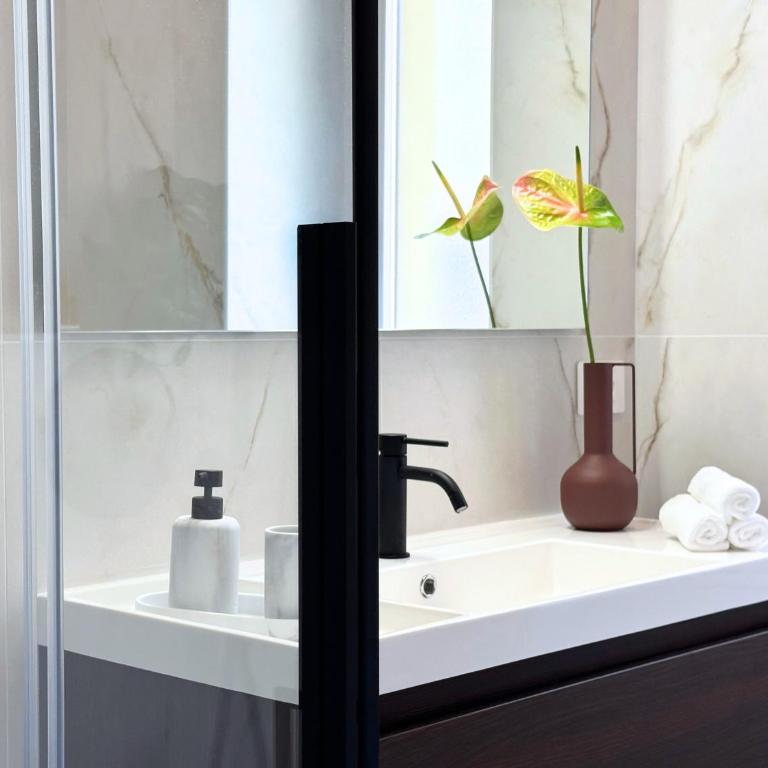 Gran Torino Suite - One-Bedroom Apartment - 17