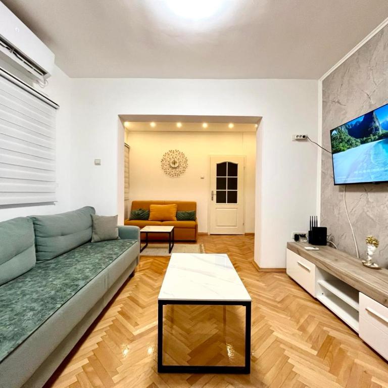 Three bedroom apartment Budva - Apartman sa 1 Spavaćom Sobom - 8