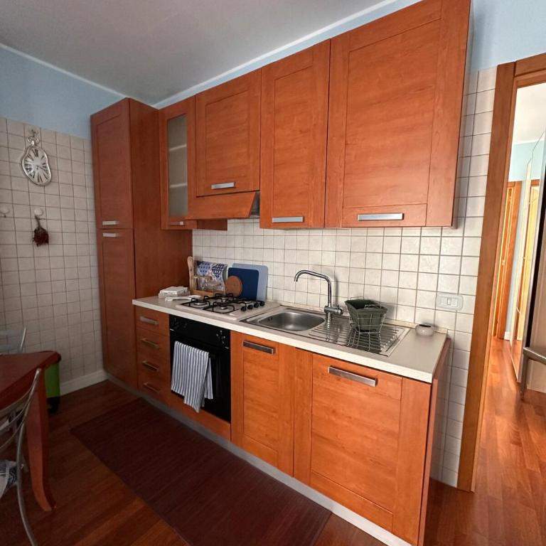La casa di gioia - appartamento con posto auto - One-Bedroom Apartment - 18