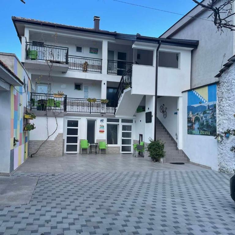 FAMILY apartment near Old Town - Two-Bedroom Apartment - 6