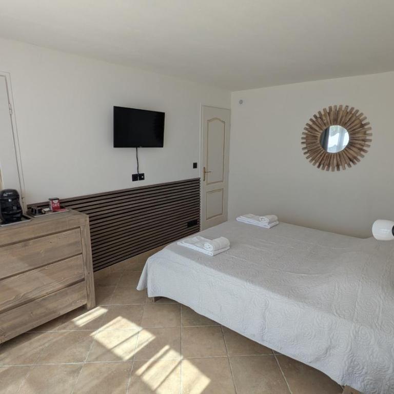 Les Geckos - Chambre Double - Vue sur Jardin - 5