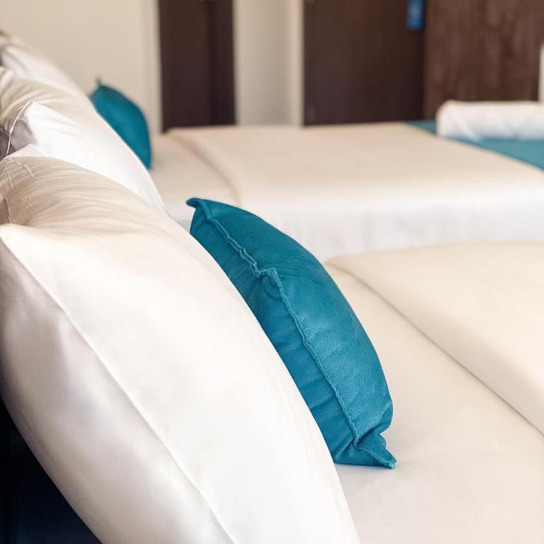 Navio Hotel - Twin Room - 2