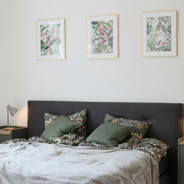 Großzügige Wohnung im Villenviertel 2 Schlafzimmer und Loggia - Apartment mit 2 Schlafzimmern - 10