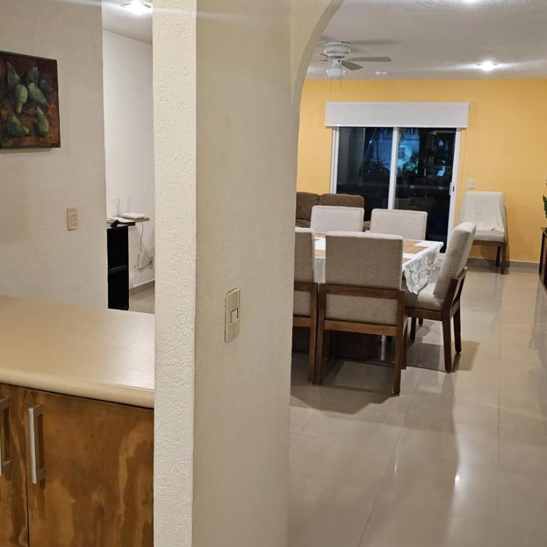 Diamante Lakes Condominium, in front of Arena GNP - Apartamento de 1 dormitorio - 31