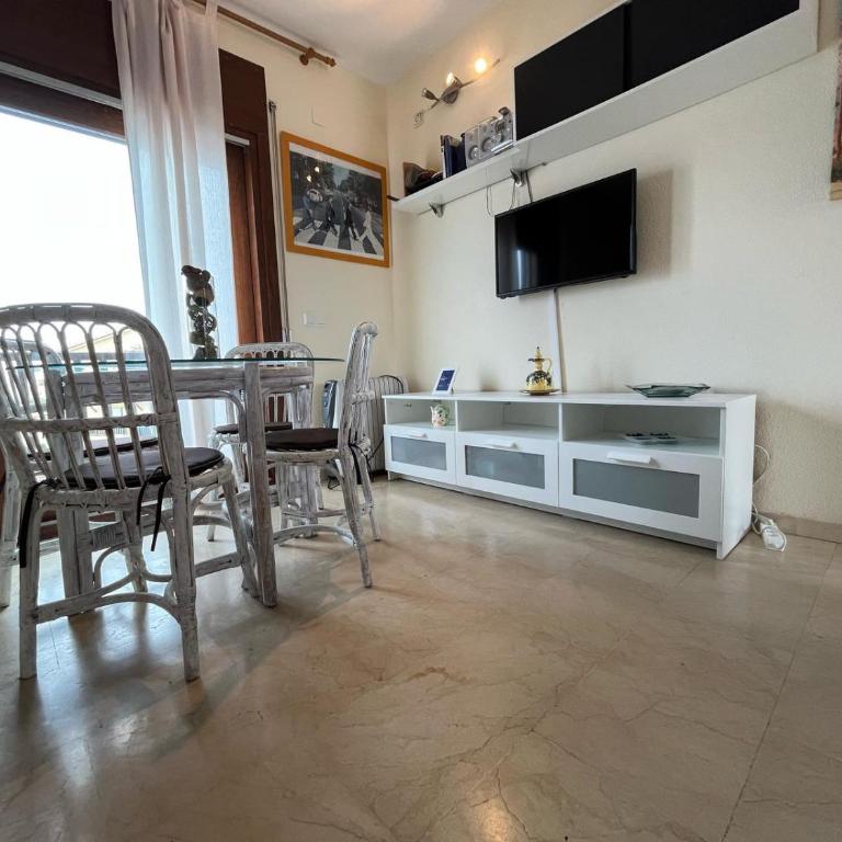 APARTAMENTO L'ESCALA - Apartamento - 9