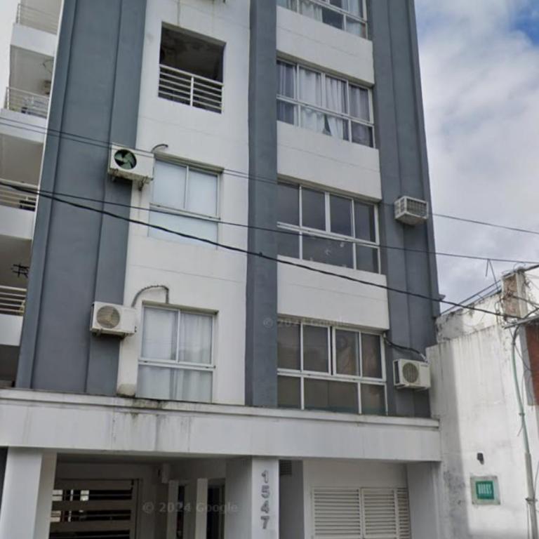 Departamento confortable céntrico con cochera para 4 personas - Apartamento de 1 dormitorio - 2