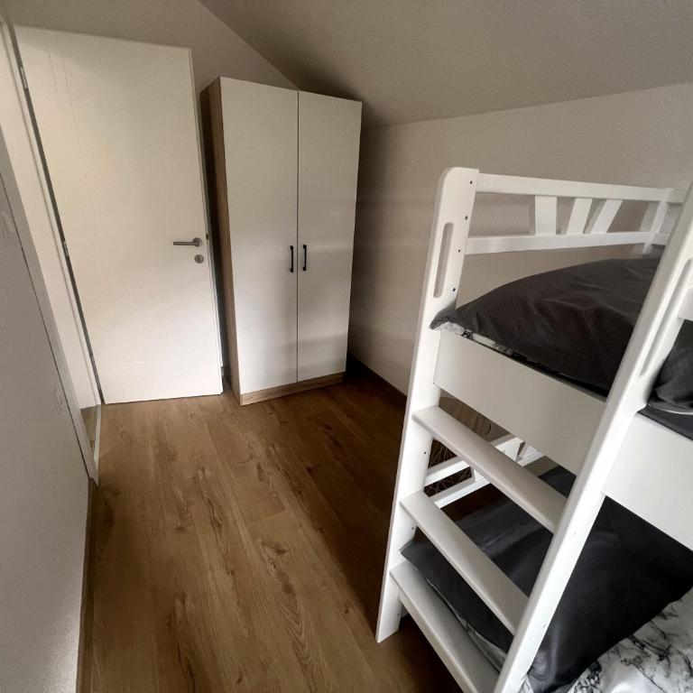 Stone House Ripac - Three-Bedroom Vacation Home - 21