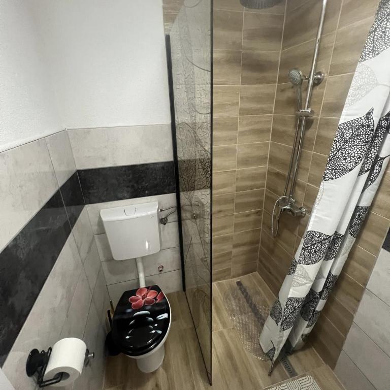 Stone House Ripac - Three-Bedroom Vacation Home - 18