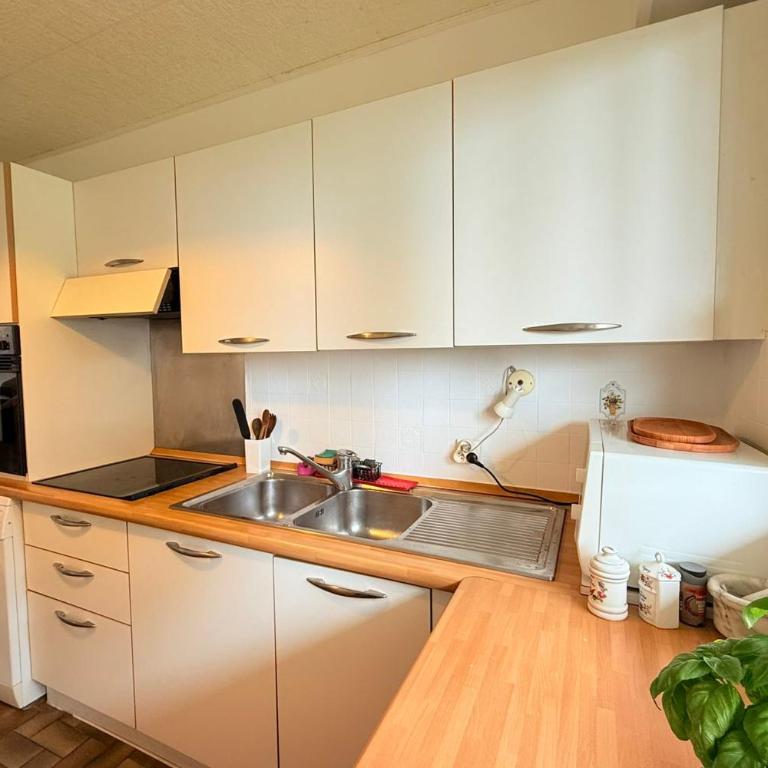 Nice 4 bedroom apartment with sea view - air conditioning - pool - Appartement - 6