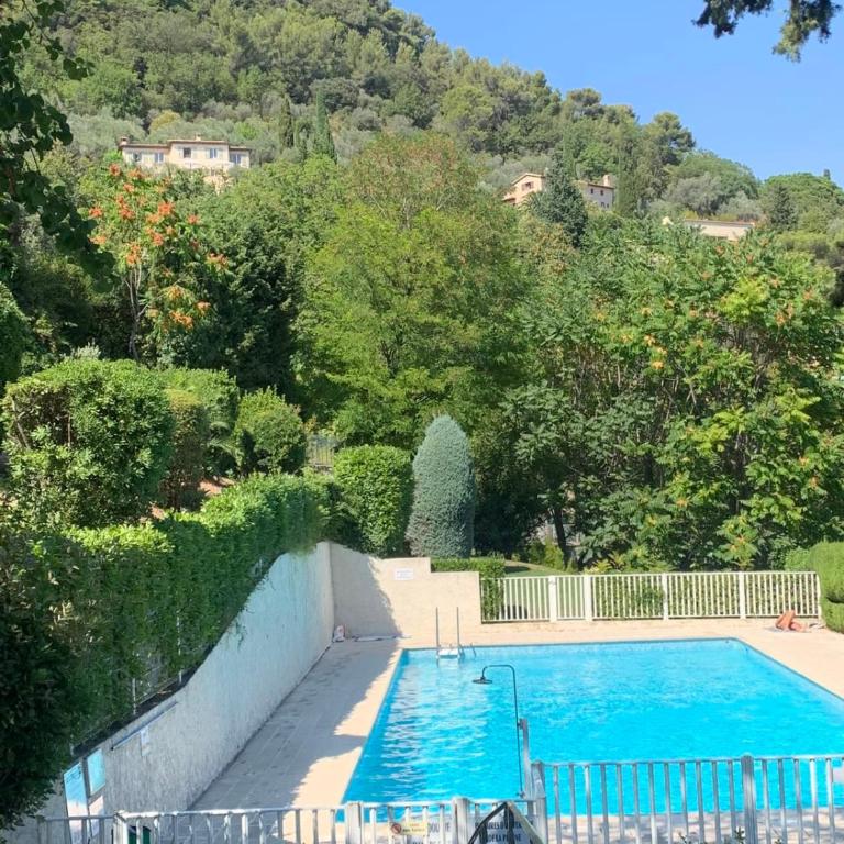Nice 4 bedroom apartment with sea view - air conditioning - pool - Appartement - 8