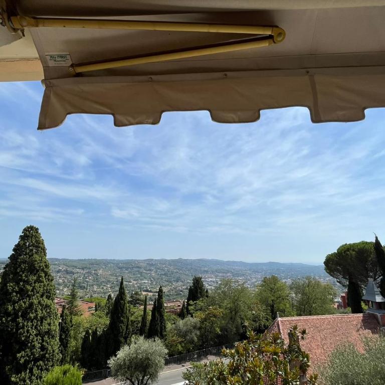 Nice 4 bedroom apartment with sea view - air conditioning - pool - Appartement - 12