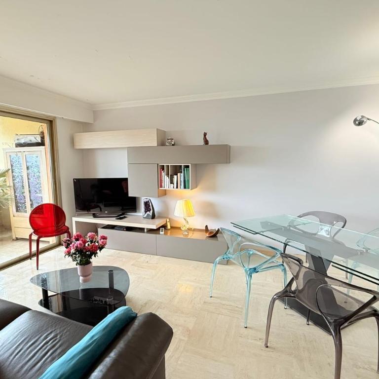 Nice 4 bedroom apartment with sea view - air conditioning - pool - Appartement - 22