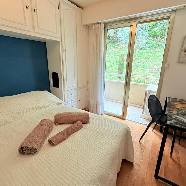 Nice 4 bedroom apartment with sea view - air conditioning - pool - Appartement - 37