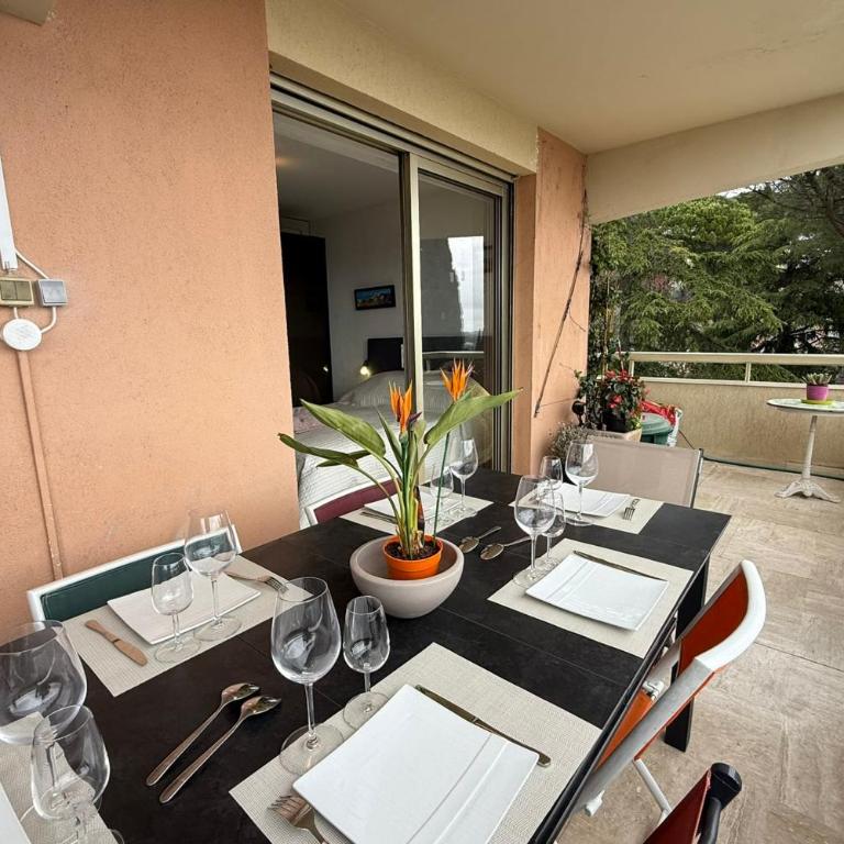Nice 4 bedroom apartment with sea view - air conditioning - pool - Appartement - 38