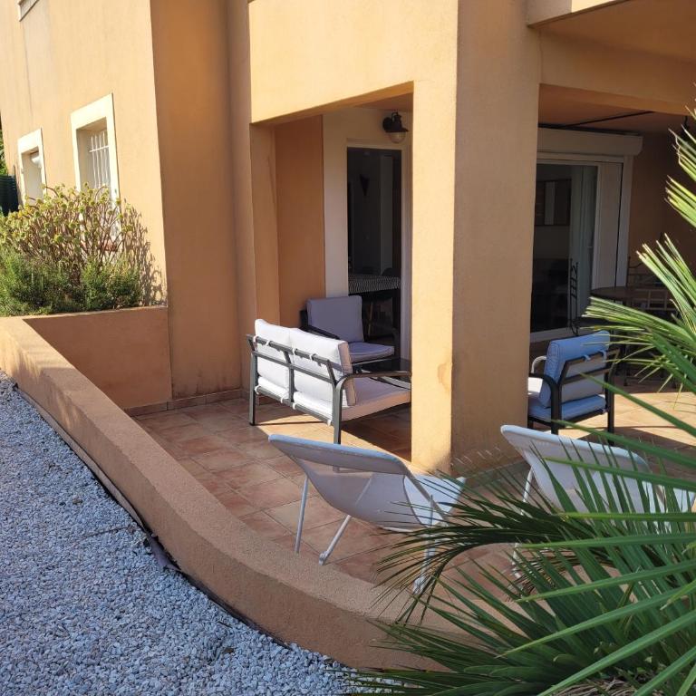 Giens-T2 charme-7m à pied plage - Rez de jardin - Apartment mit 1 Schlafzimmer - 7