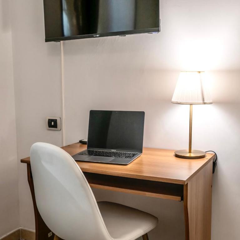 Exquilia Home & Garden at the Colosseum - Appartamento con 2 Camere da Letto - 45