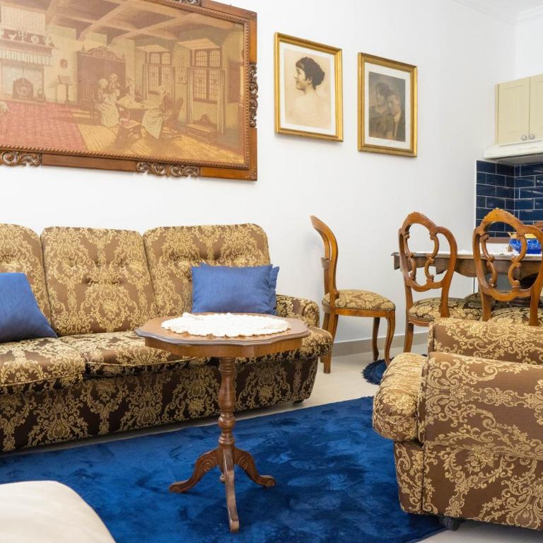 Glanz Antique Paradise near the Sea - Two-Bedroom Villa - 10