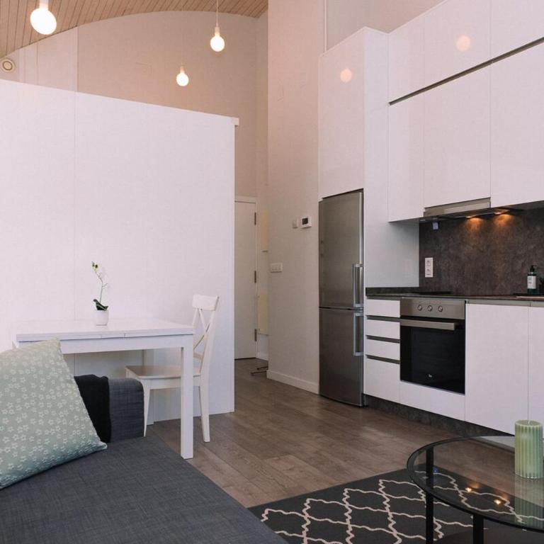 Ático con luz y brillo en Vigo by CABANA Rentals - Apartamento de 1 Dormitorio con balcón y vistas a la ciudad - 3