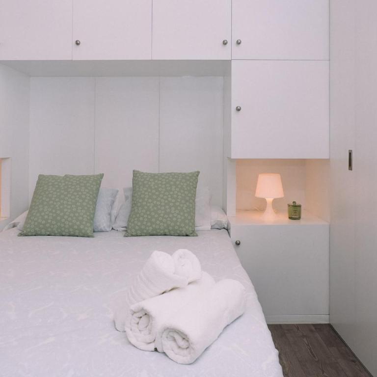 Ático con luz y brillo en Vigo by CABANA Rentals - Apartamento de 1 Dormitorio con balcón y vistas a la ciudad - 6