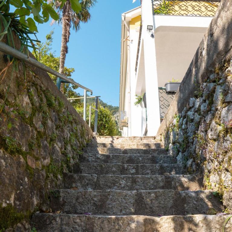 Glanz Antique Paradise near the Sea - Two-Bedroom Villa - 50