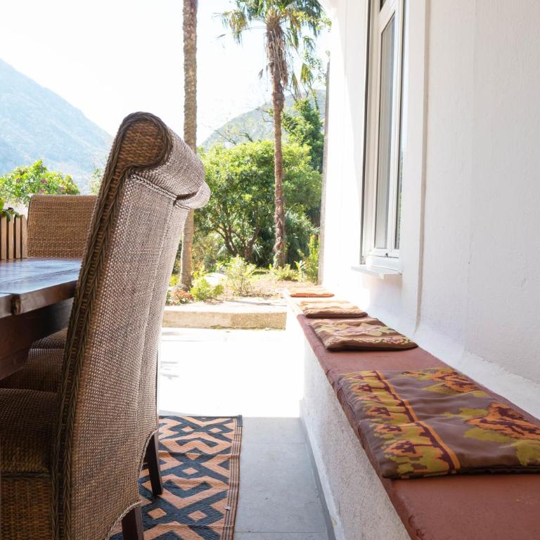 Glanz Antique Paradise near the Sea - Two-Bedroom Villa - 60