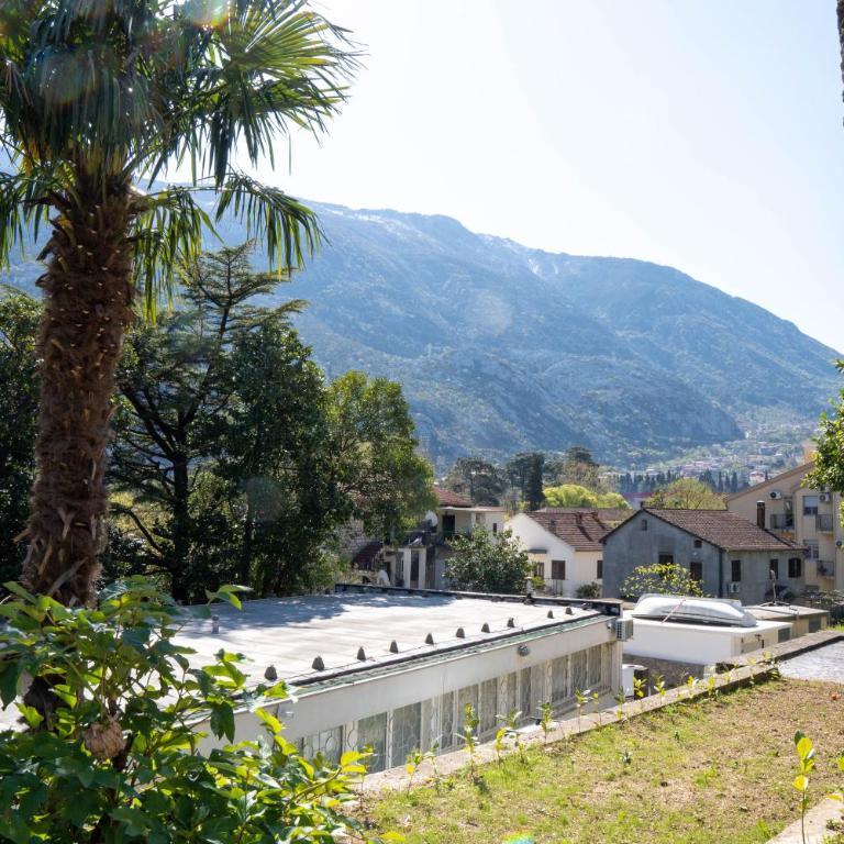 Glanz Antique Paradise near the Sea - Two-Bedroom Villa - 57