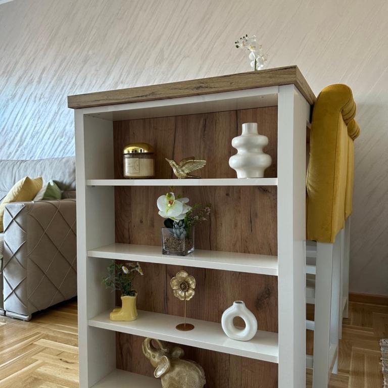 Dorin Kutak - One-Bedroom Apartment - 7