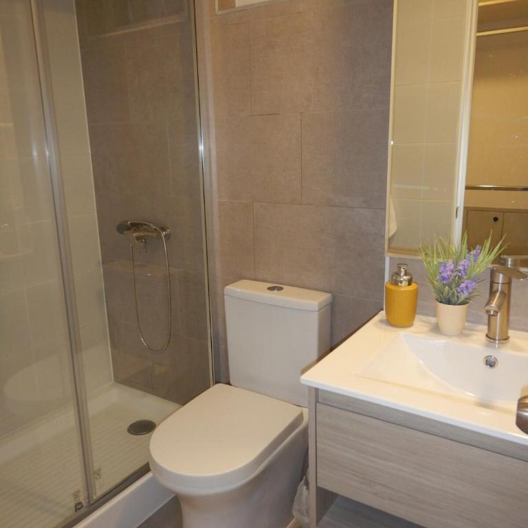 Hermoso Departamento 7 en Concepción con Terraza y Estacionamiento - Apartamento de 2 dormitorios - 6