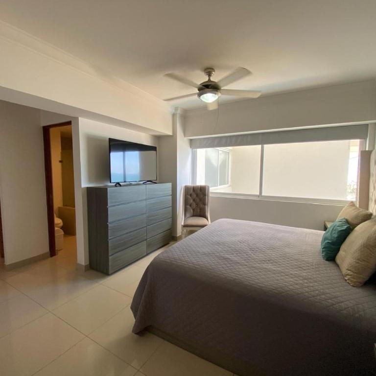 FRENTE AL MAR A PIE DE PLAYA CON ALBERCA yJACUZZY - Two-Bedroom Apartment - 4