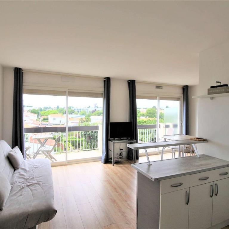 Appartement rénové avec terrasse à Royan - FR-1-494-206 - Appartamento - 1