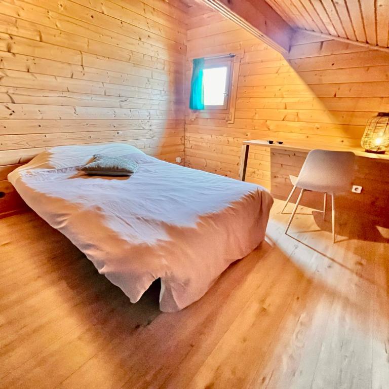 Maison en bois en 2ème ligne - Maison 3 Chambres - 22